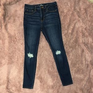 Hollister high rise super skinny 3s